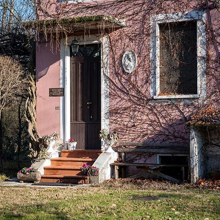 Le Case Nel Bosco Vanzago Kültér fotó